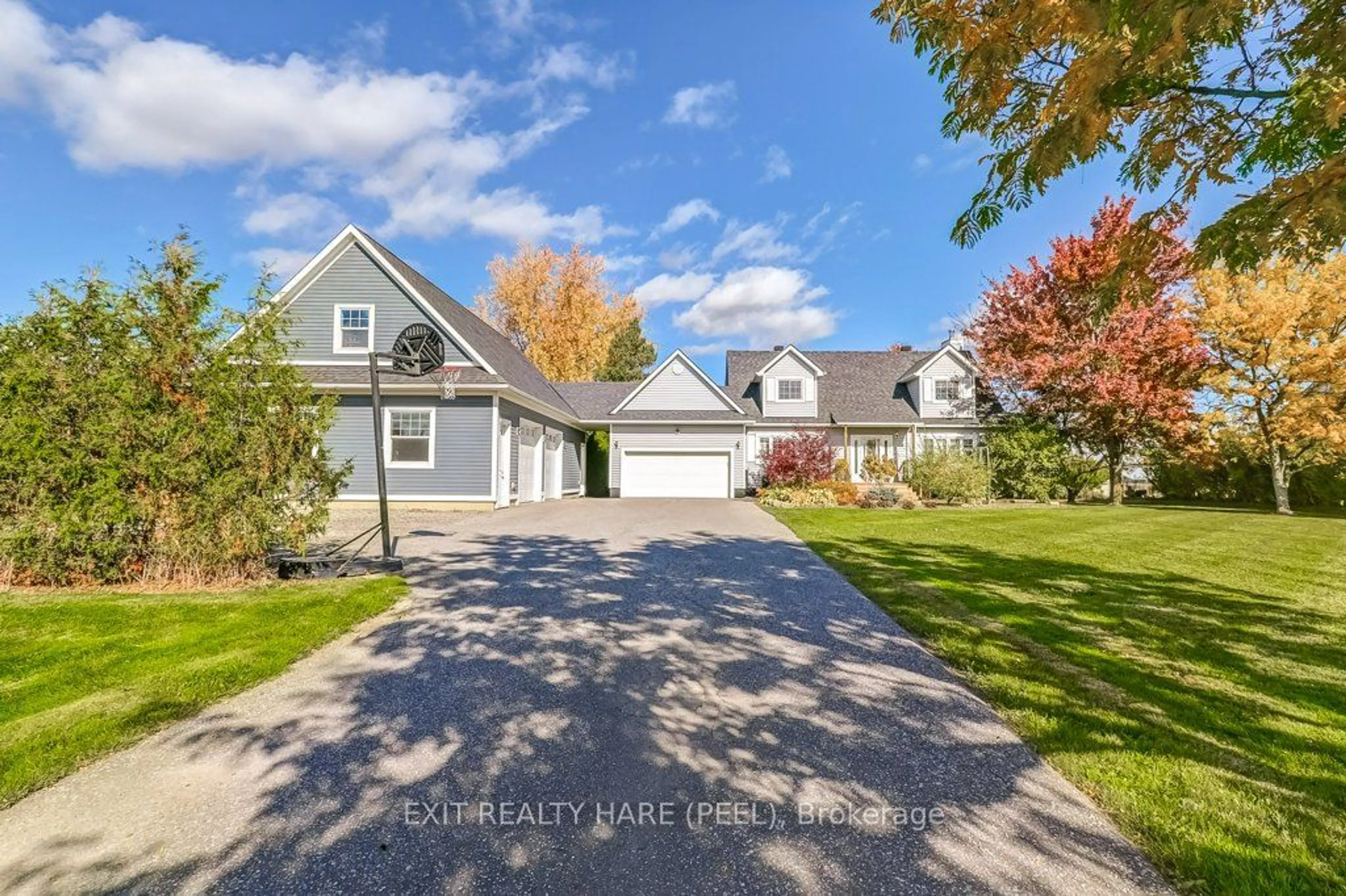 Frontside or backside of a home, cottage for 14181 Mclaughlin Rd, Caledon Ontario L7C 2B3