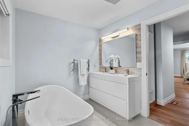 Additional property image - 4017 Grapehill Ave