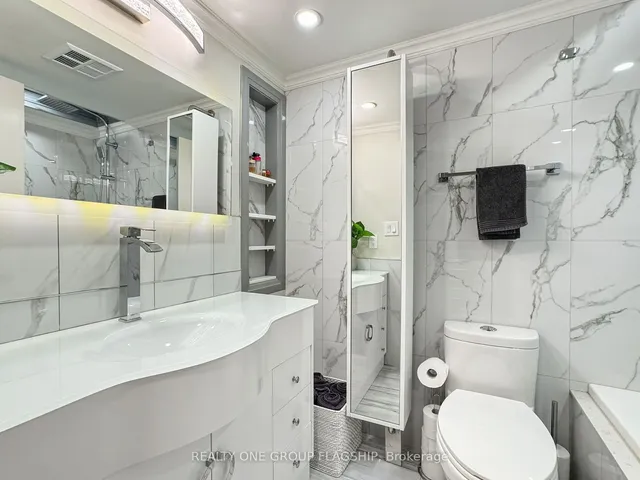 Additional property image - 200 Manitoba St Unit 210