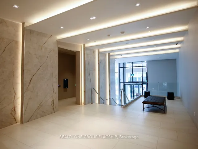 Additional property image - 4208 Dundas St Unit 504