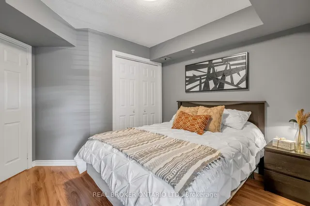 Additional property image - 1340 Main St Unit 408