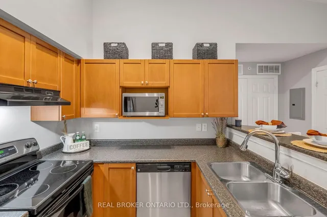 Additional property image - 1340 Main St Unit 408
