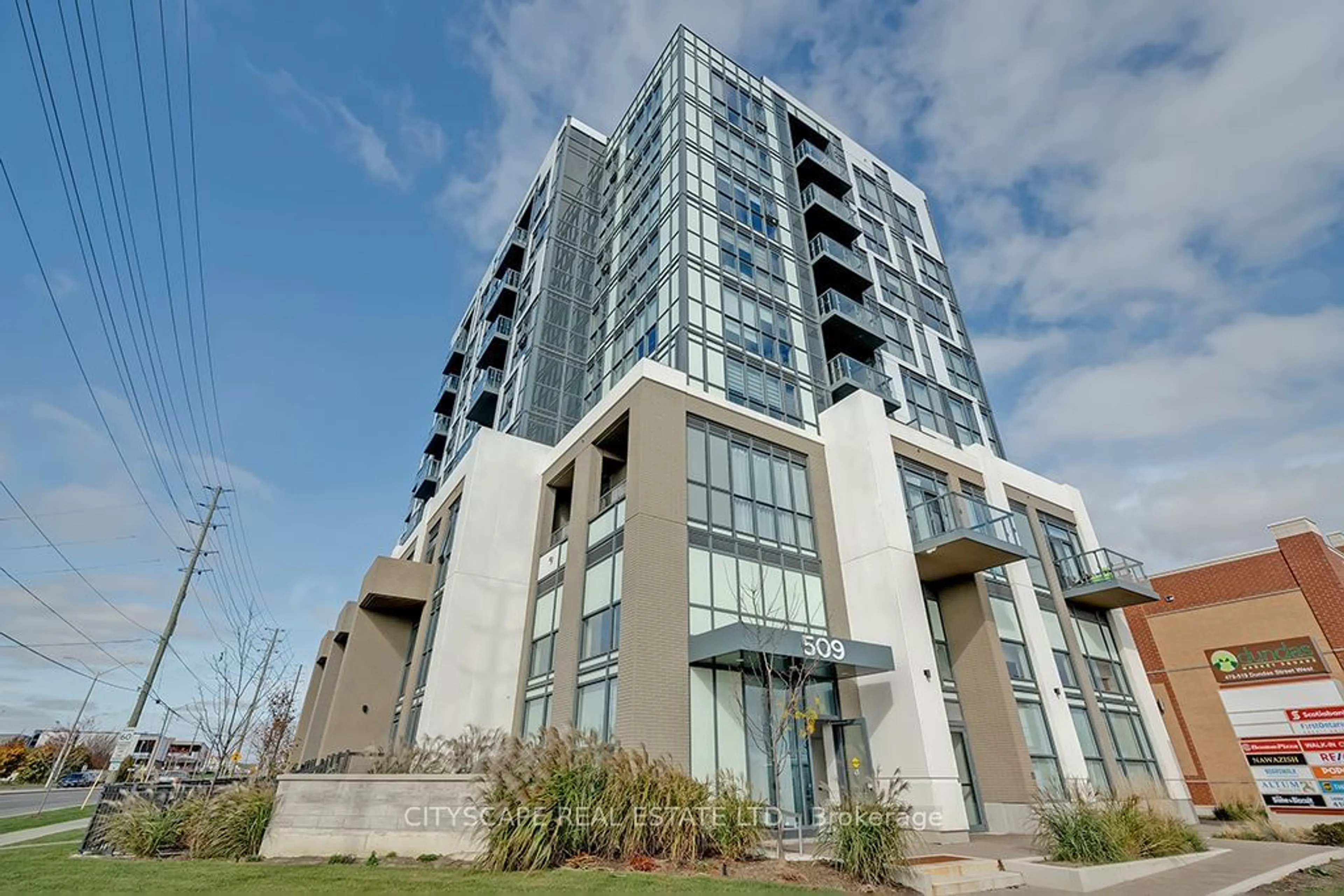 A pic from exterior of the house or condo, the front or back of building for 509 Dundas St #415, Oakville Ontario L6M 4M2