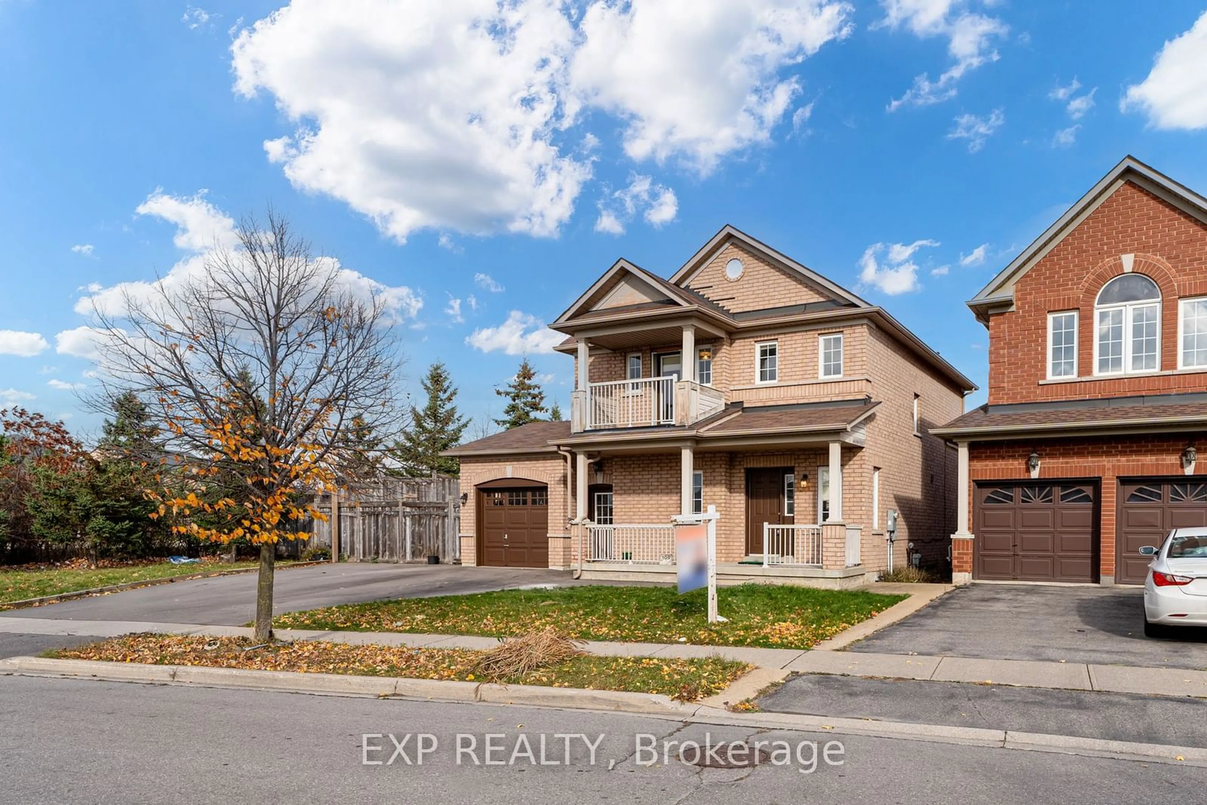 Frontside or backside of a home, the street view for 109 Eastbrook Way, Brampton Ontario L6P 0Z9