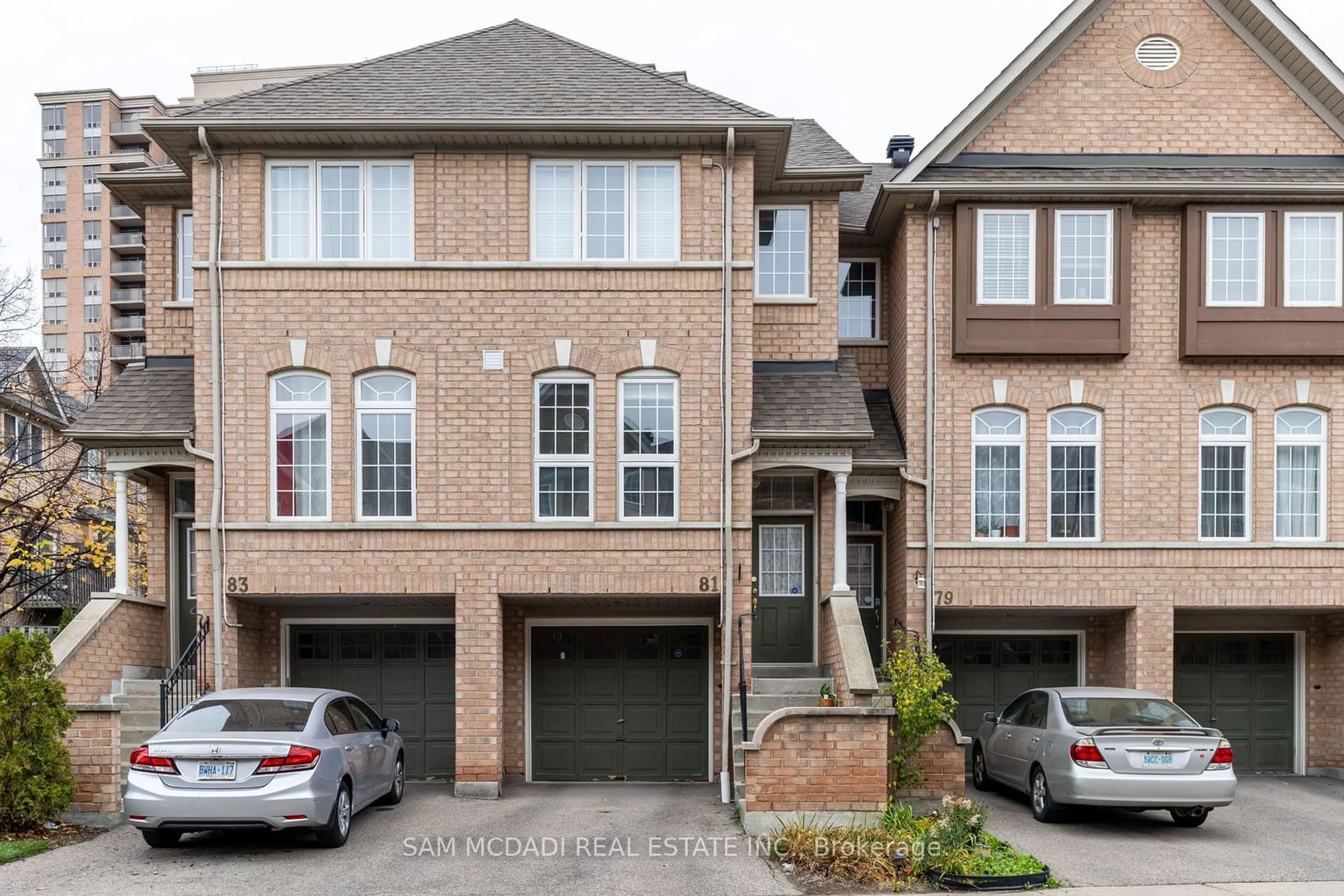 Home with brick exterior material for 50 Strathaven Dr #81, Mississauga Ontario L5R 4E7