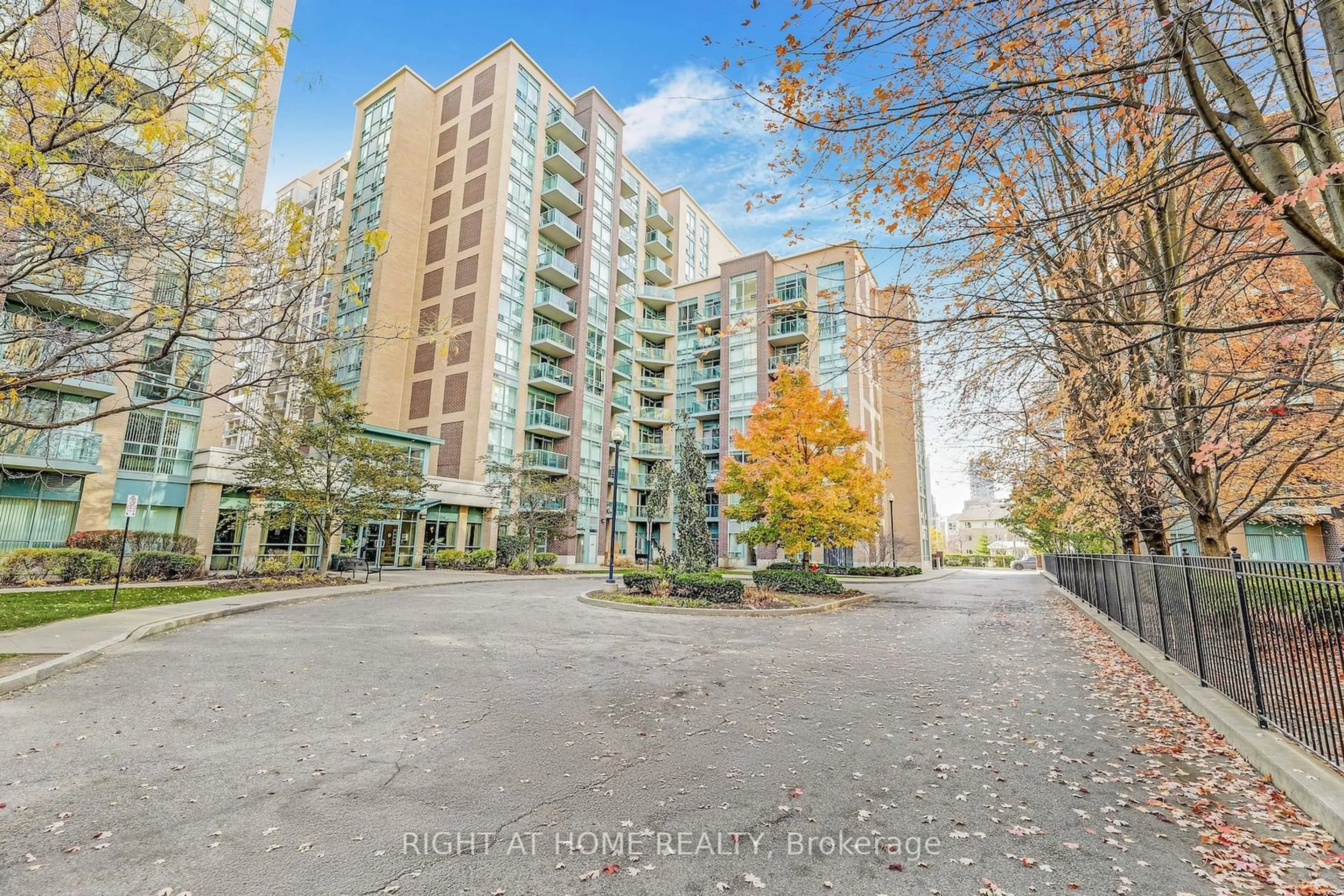 A pic from exterior of the house or condo, the street view for 9 Michael Power Pl #615, Toronto Ontario M9A 0A5