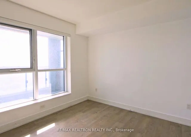 Additional property image - 5 Mabelle Ave Unit 2328