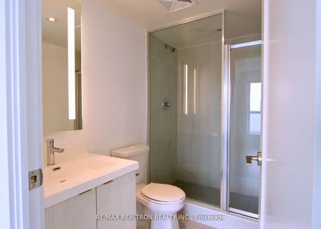 Additional property image - 5 Mabelle Ave Unit 2328