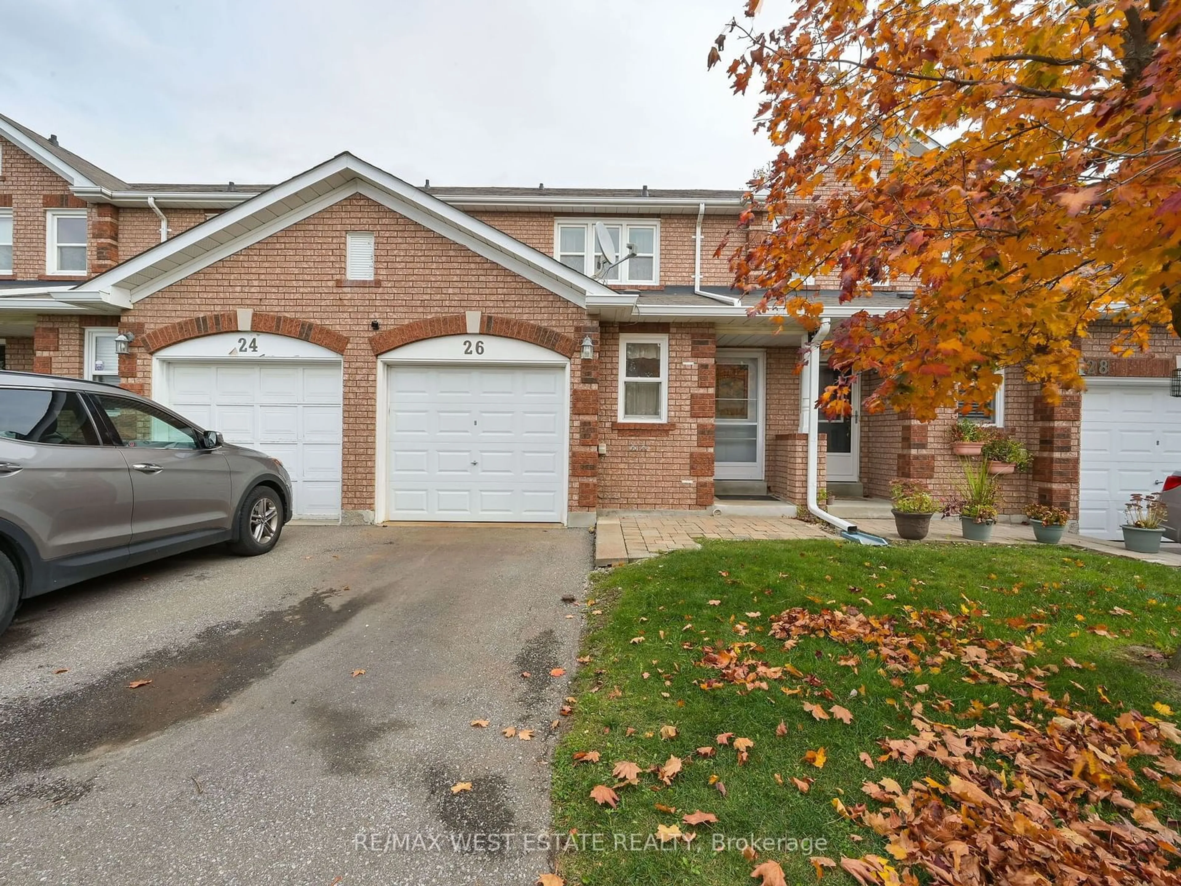 A pic from exterior of the house or condo, the street view for 26 Bridlefield Cres, Caledon Ontario L7E 1S8