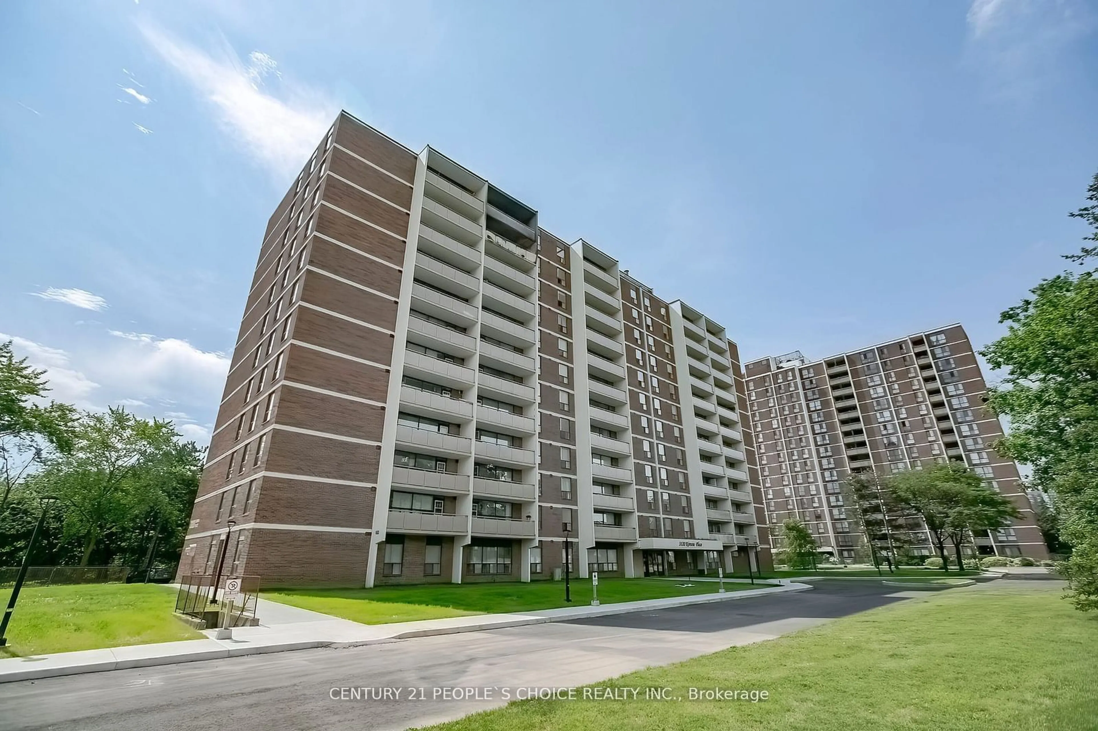 A pic from exterior of the house or condo, the front or back of building for 3120 Kirwin Ave #1003, Mississauga Ontario L5A 3R2