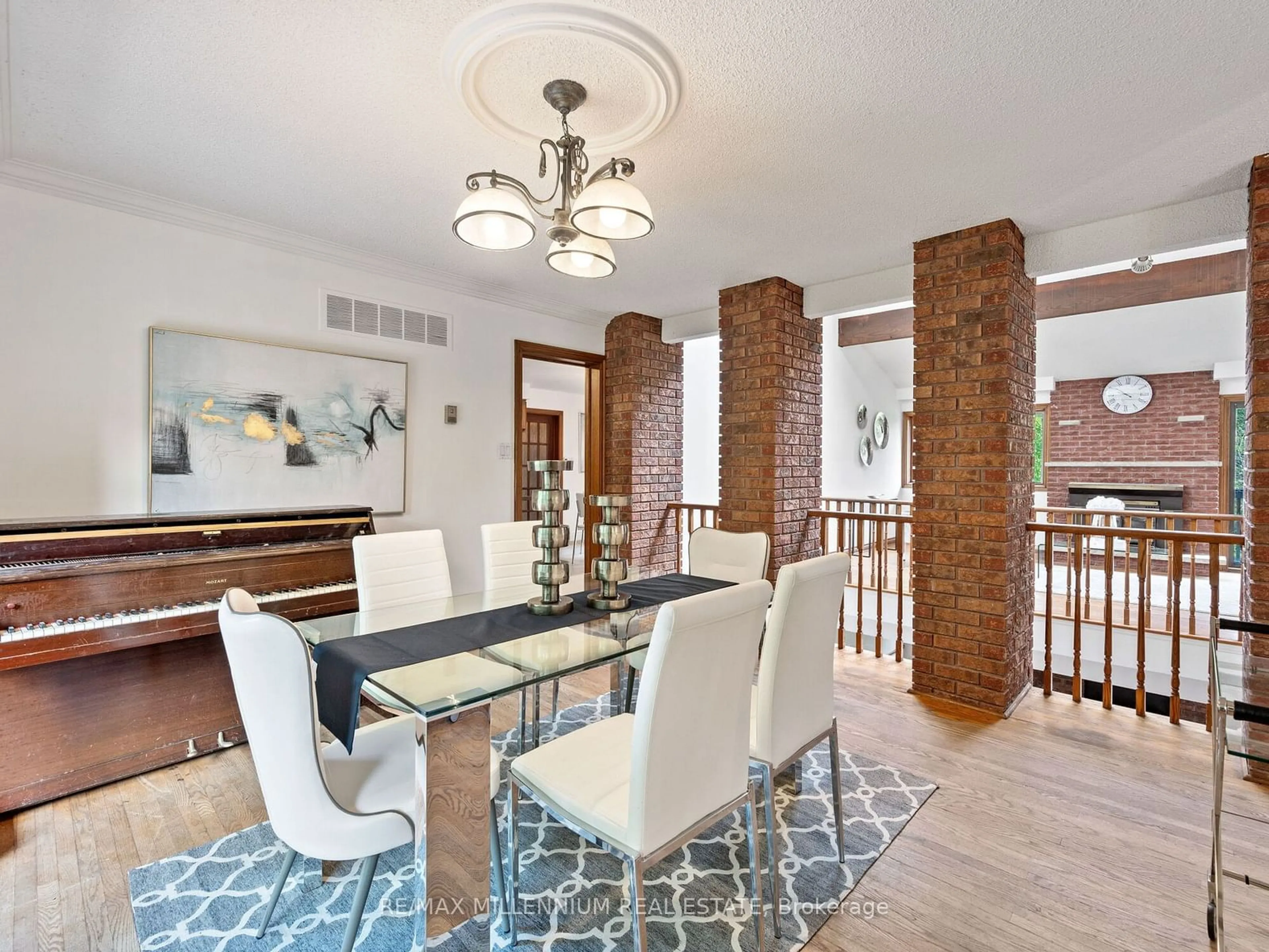 Dining room, wood floors for 13397 Centreville Creek Rd, Caledon Ontario L7E 5T3