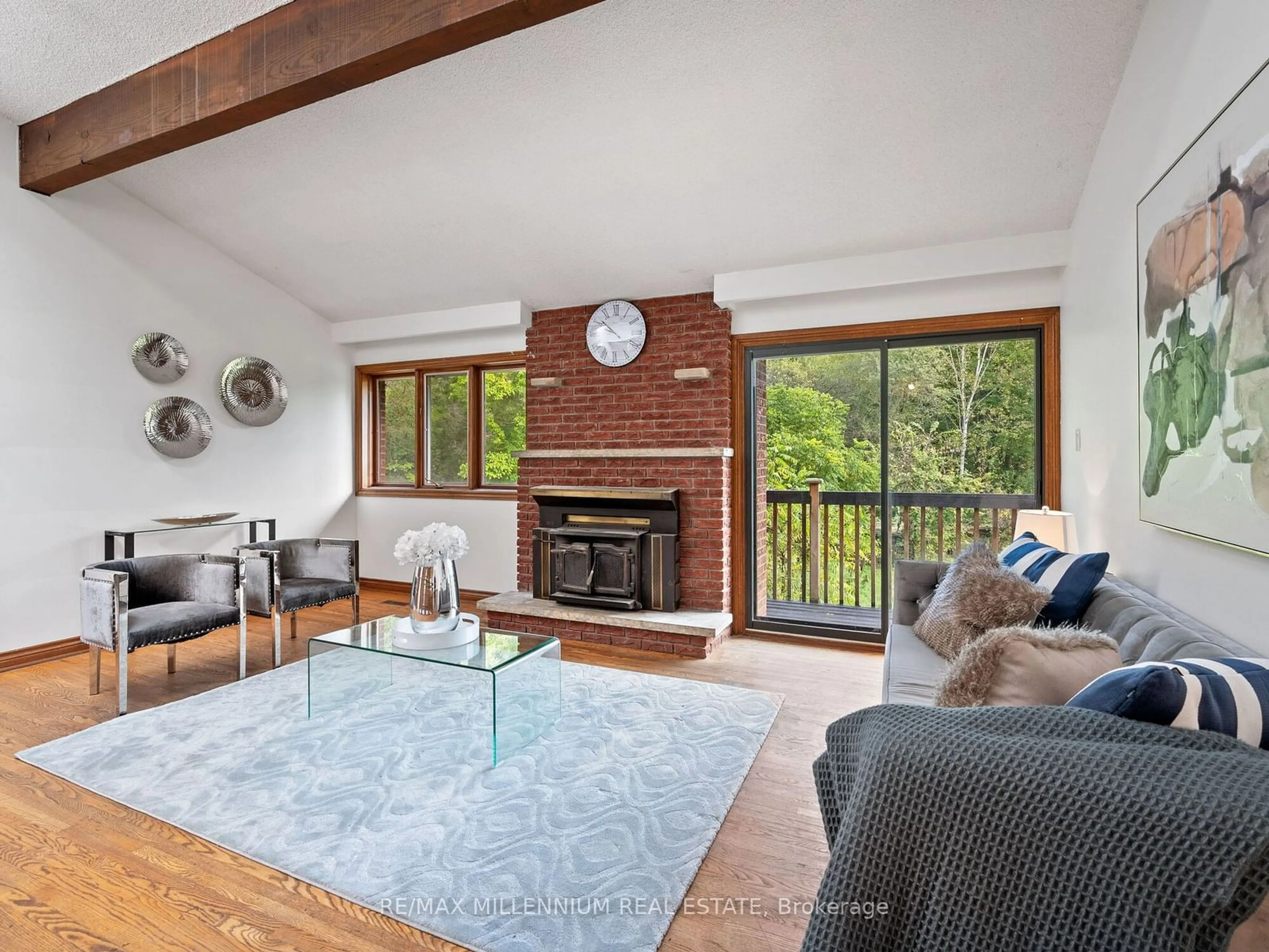 Living room, wood floors for 13397 Centreville Creek Rd, Caledon Ontario L7E 5T3