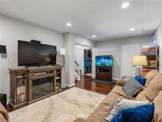 Additional property image - 2079 Hunters Wood Dr
