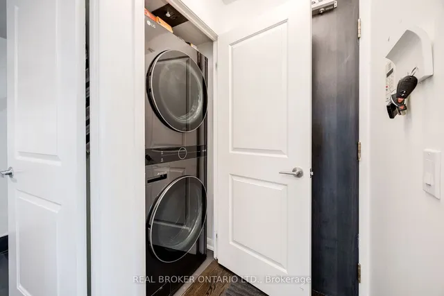 Additional property image - 235 Sherway Gardens Rd Unit 1504