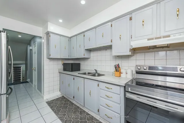 Additional property image - 7475 Goreway Dr Unit 50