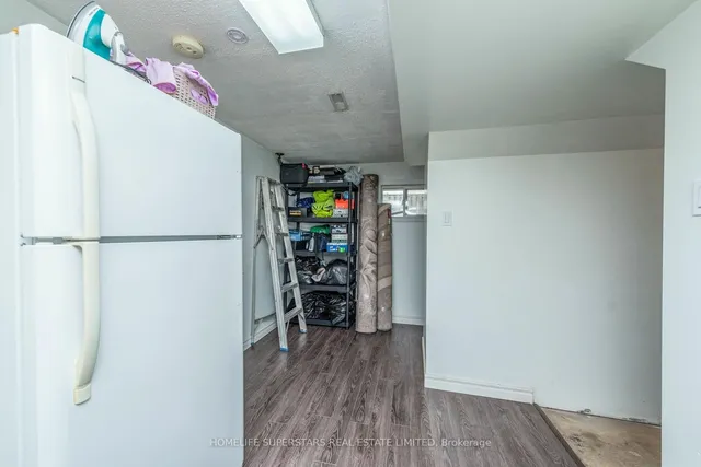 Additional property image - 7475 Goreway Dr Unit 50