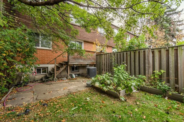 Additional property image - 7475 Goreway Dr Unit 50