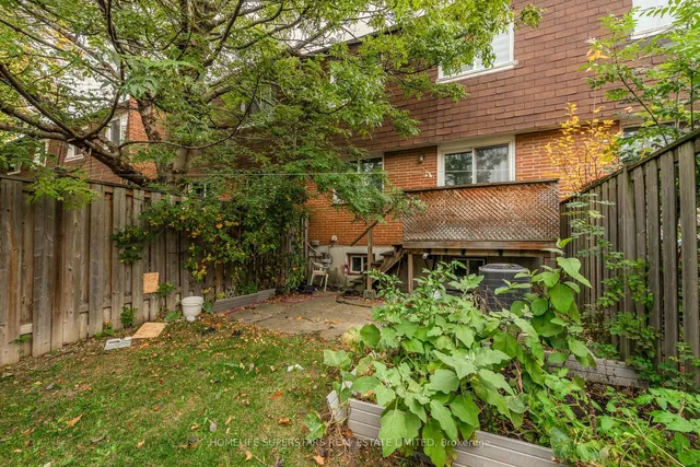 Additional property image - 7475 Goreway Dr Unit 50