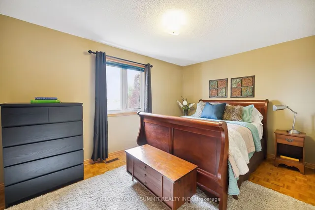 Additional property image - 2722 Kingsway Dr