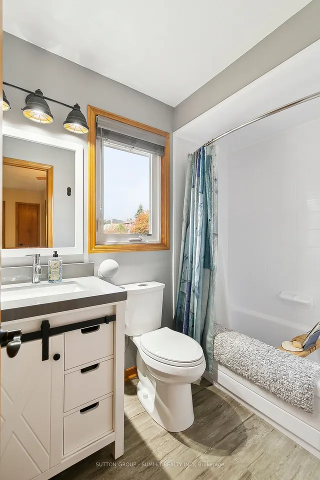Additional property image - 2722 Kingsway Dr