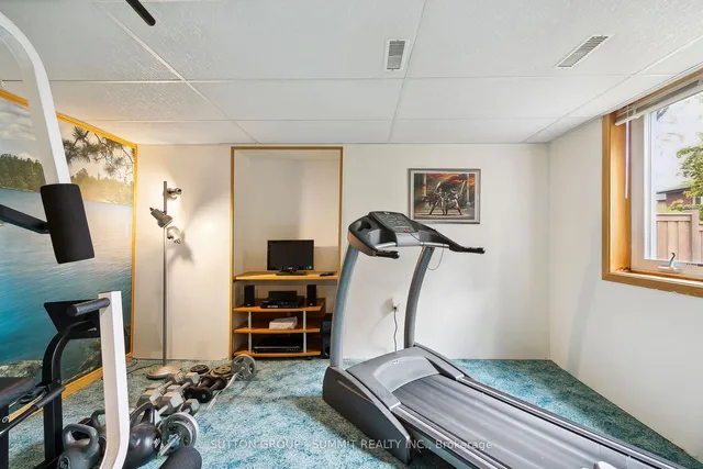 Additional property image - 2722 Kingsway Dr