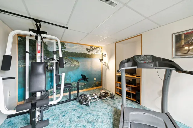 Additional property image - 2722 Kingsway Dr