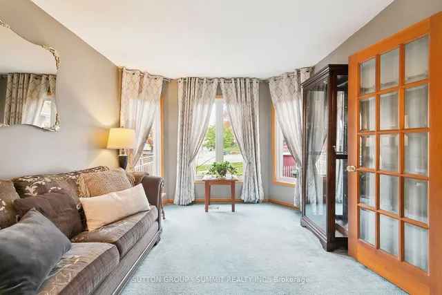 Additional property image - 2722 Kingsway Dr