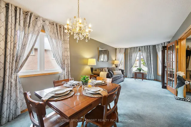 Additional property image - 2722 Kingsway Dr