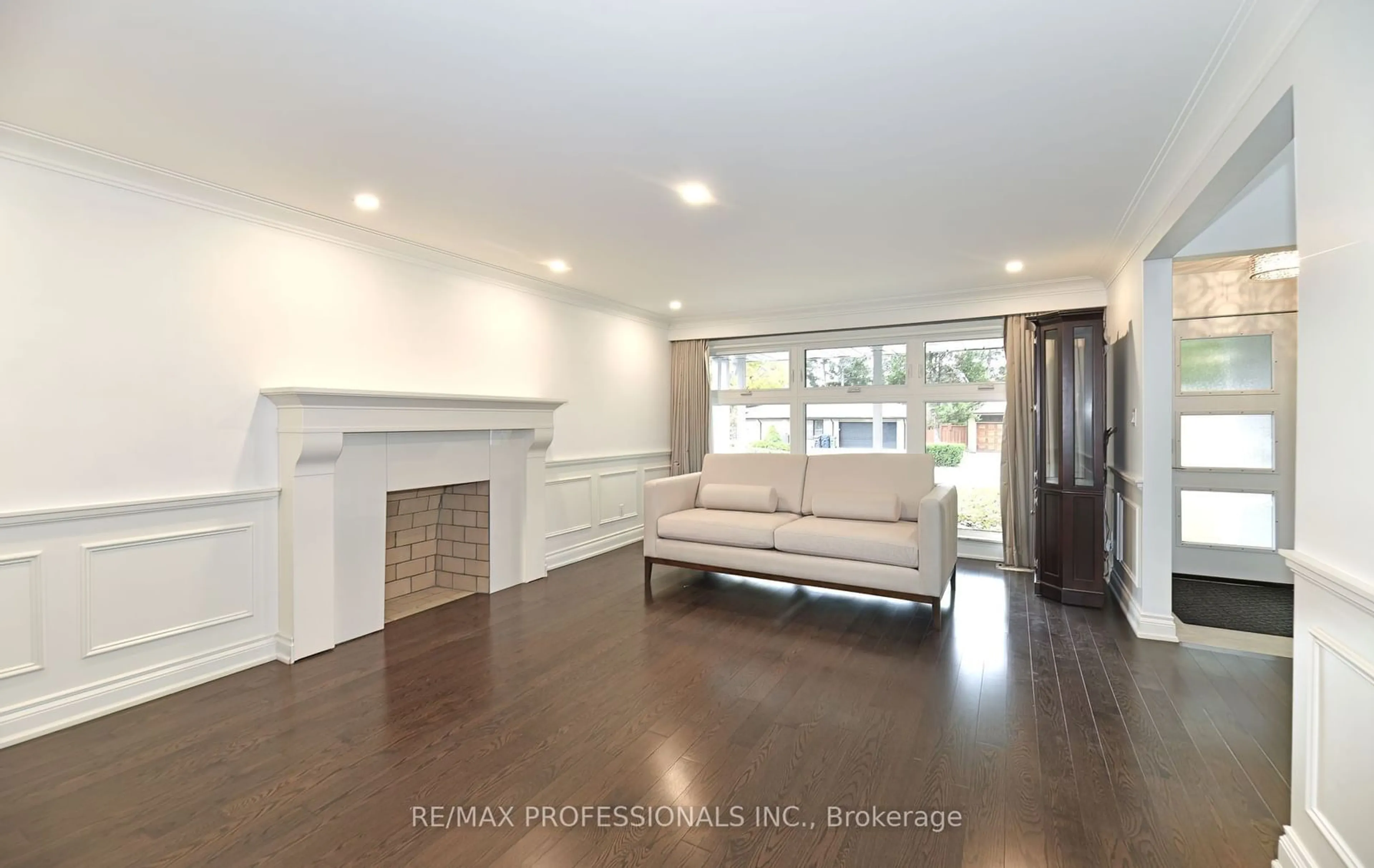 Living room, wood floors for 53 Abilene Dr, Toronto Ontario M9A 2N1