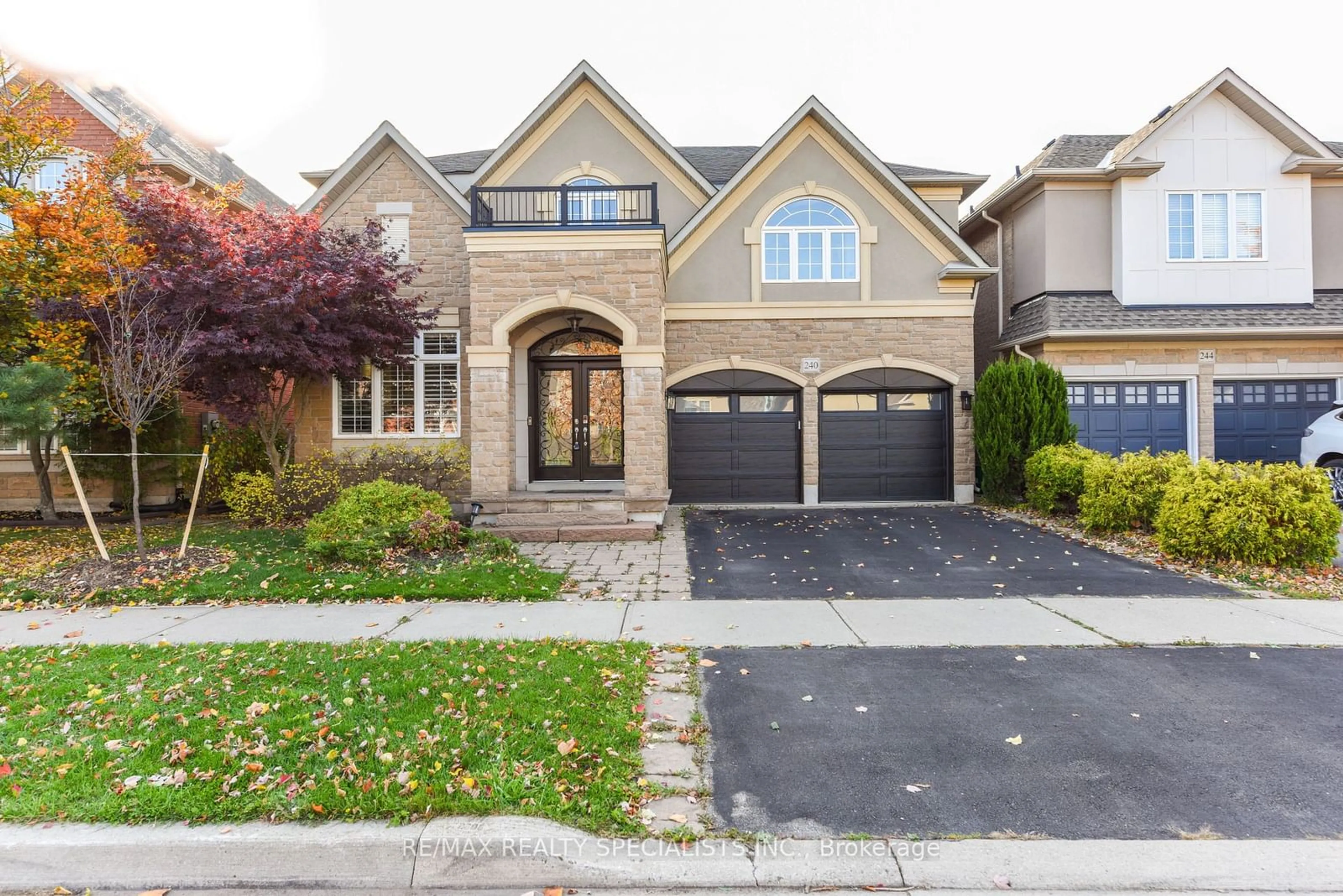 Home with brick exterior material for 240 Butterfly Lane, Oakville Ontario L6L 6V4