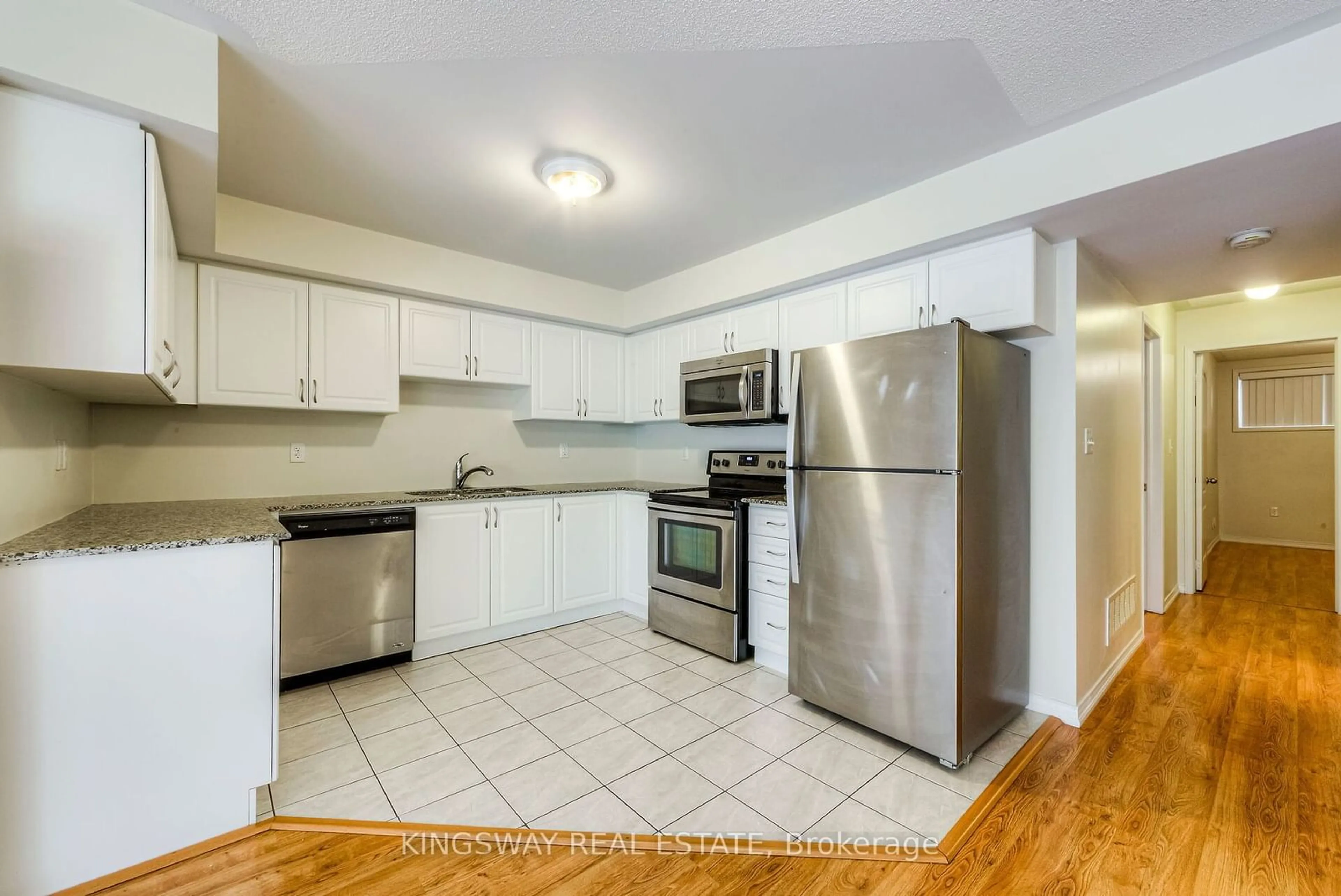 Standard kitchen, wood floors for 2488 Post Rd #21, Oakville Ontario L6H 0K1