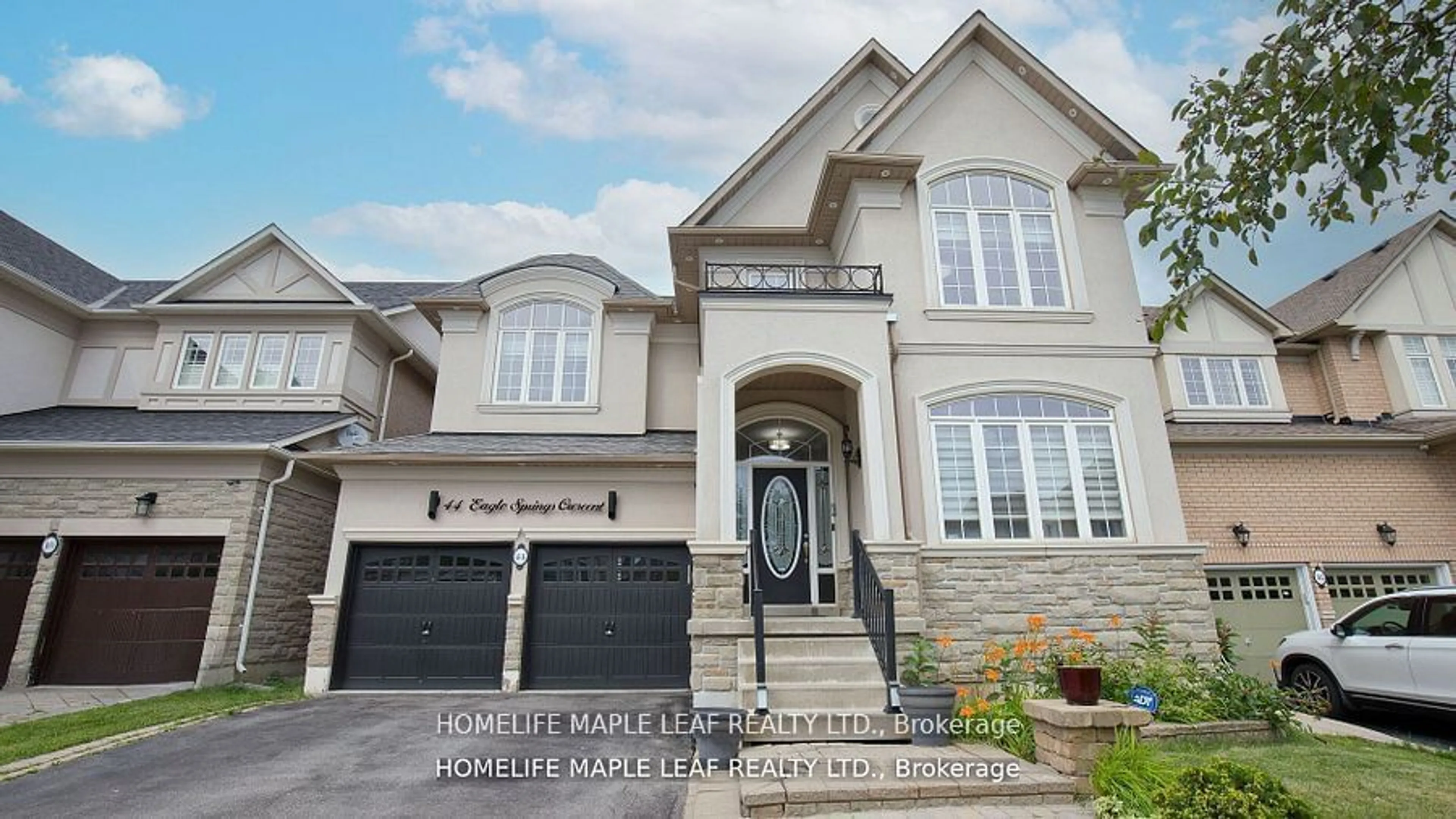 Home with brick exterior material for 44 Eaglesprings Cres, Brampton Ontario L6P 2W2