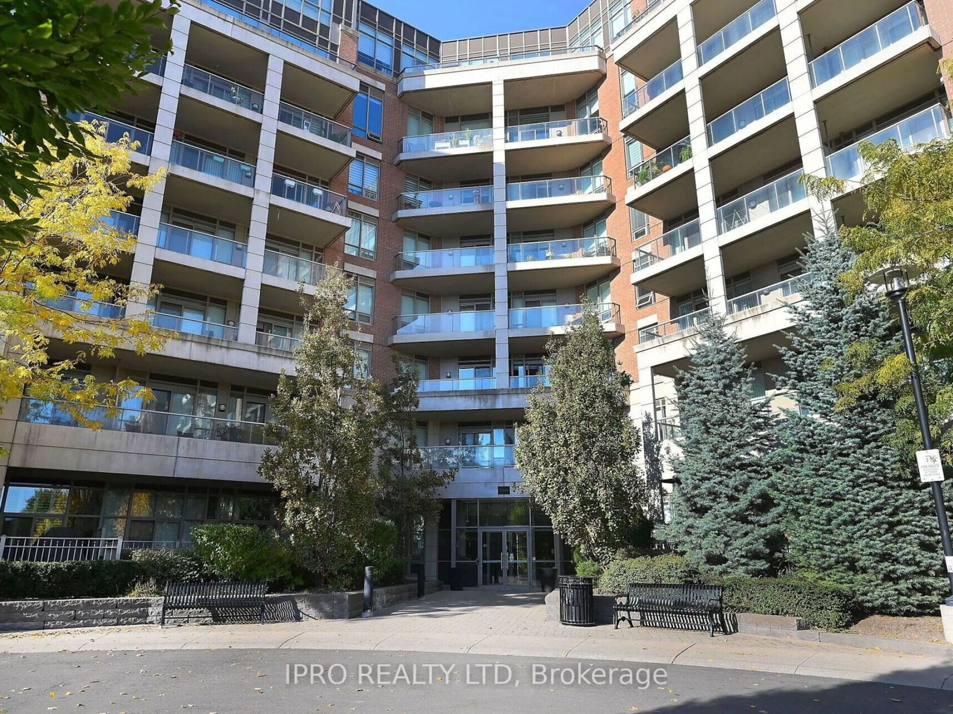 A pic from exterior of the house or condo, the front or back of building for 2480 Prince Michael Dr #503, Oakville Ontario L6H 0H1