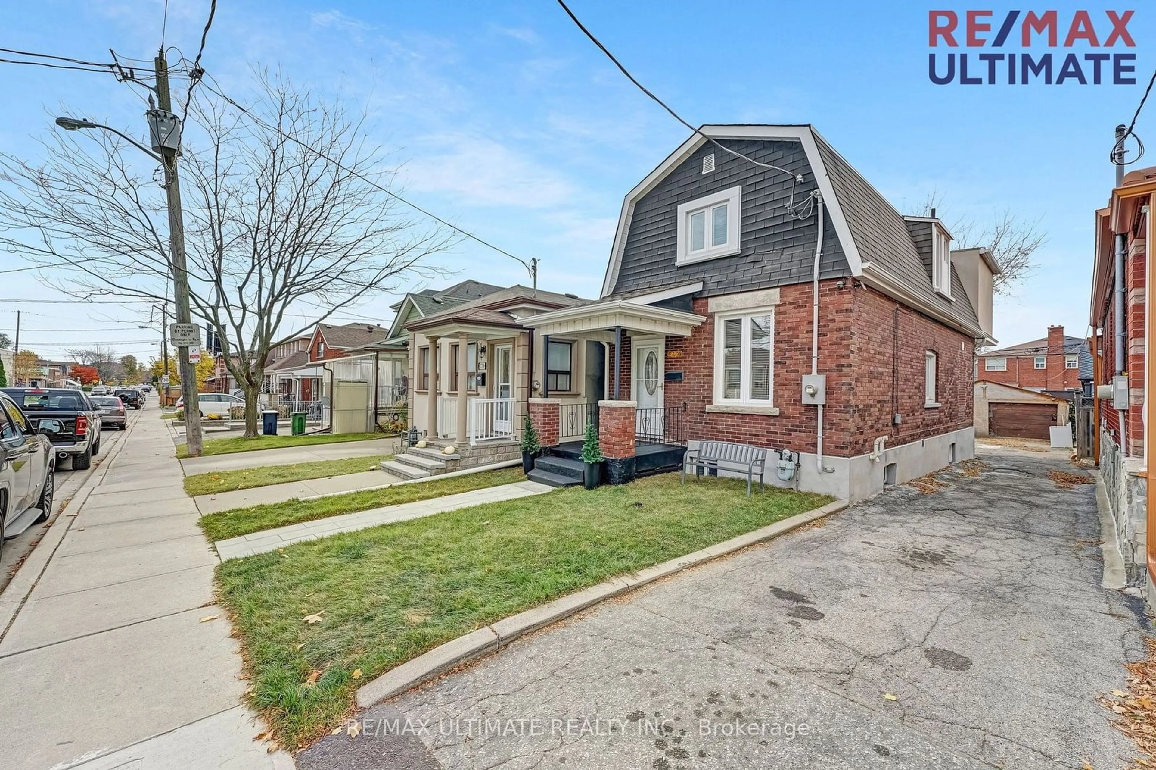 Frontside or backside of a home, the street view for 240 Rosethorn Ave, Toronto Ontario M6M 3L1