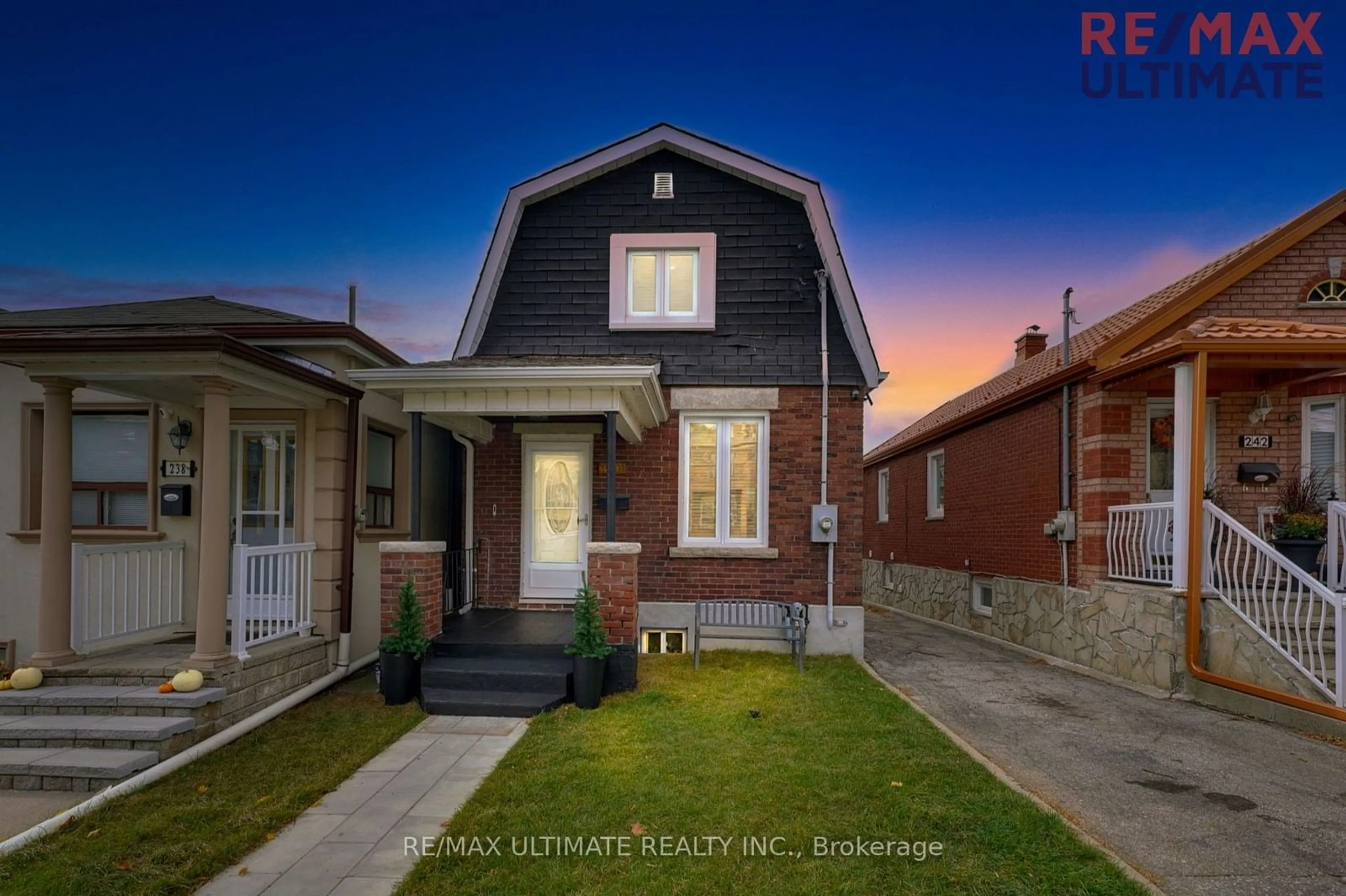 Frontside or backside of a home, cottage for 240 Rosethorn Ave, Toronto Ontario M6M 3L1