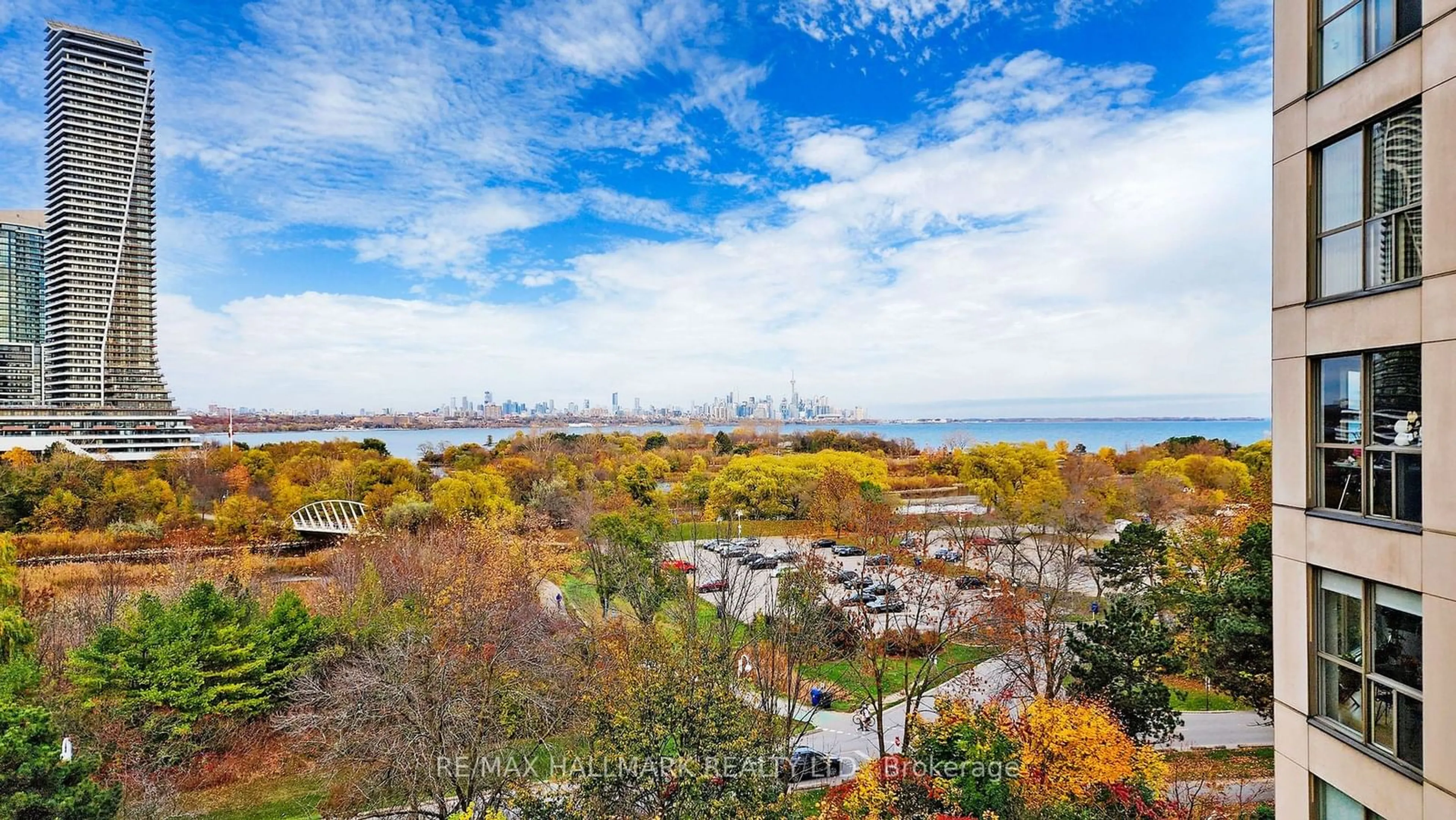 A pic from exterior of the house or condo, the view of lake or river for 2261 Lakeshore Blvd #811, Toronto Ontario M8V 3X1