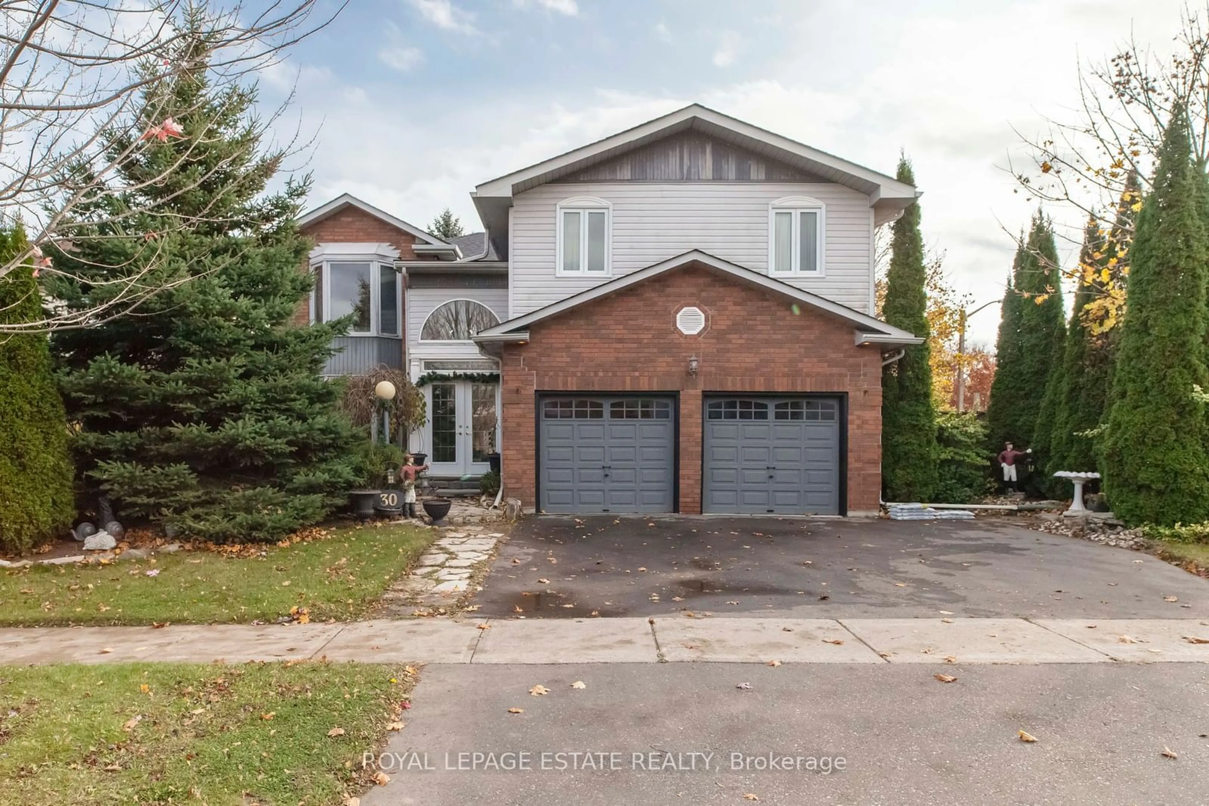 Frontside or backside of a home, the street view for 30 Passmore Ave, Orangeville Ontario L9W 4K7