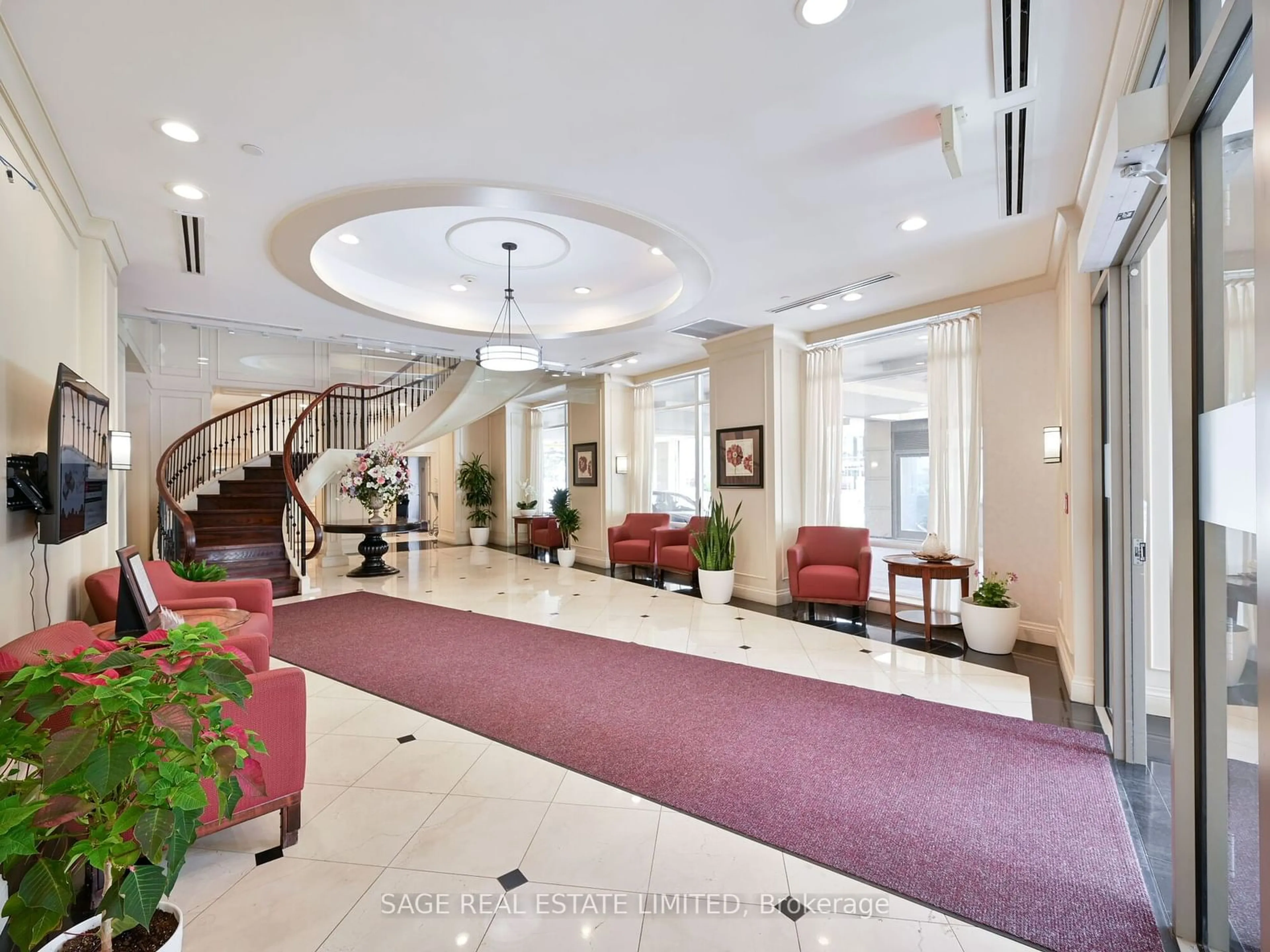 Indoor lobby for 3 Marine Parade Dr #808, Toronto Ontario M8V 3Z5