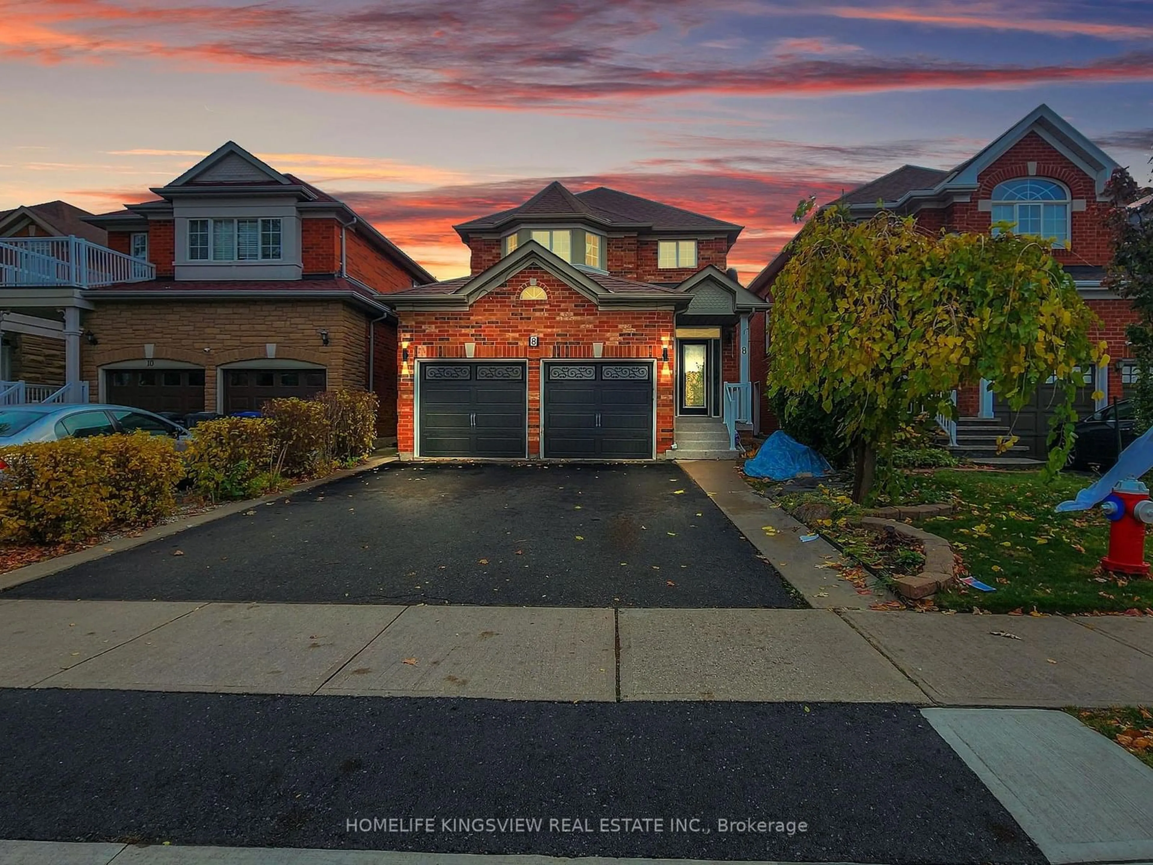 Frontside or backside of a home, the street view for 8 Legacy Lane, Brampton Ontario L6X 4T4