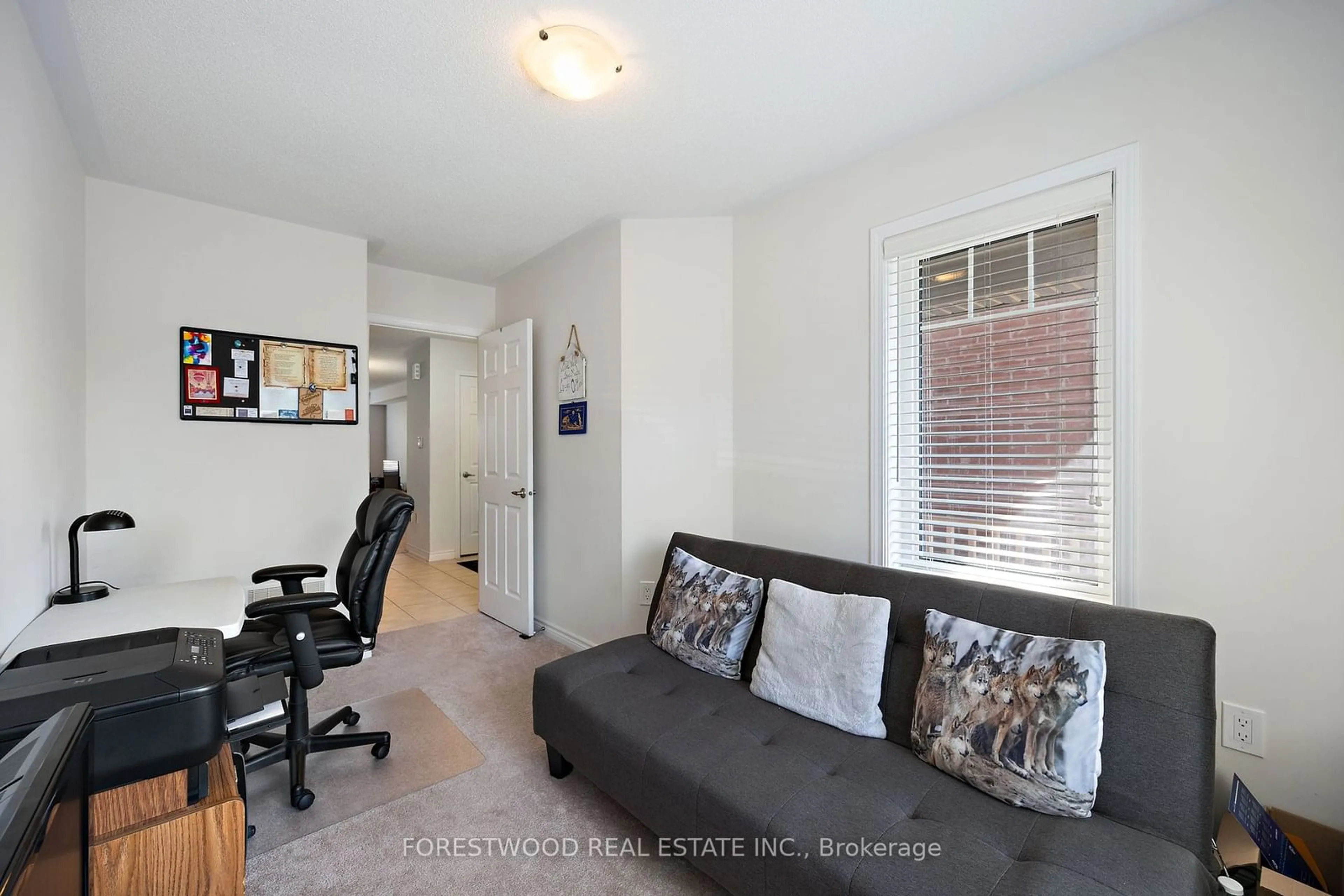 A pic of a room, wood floors for 93 Enford Cres, Brampton Ontario L7A 0G1