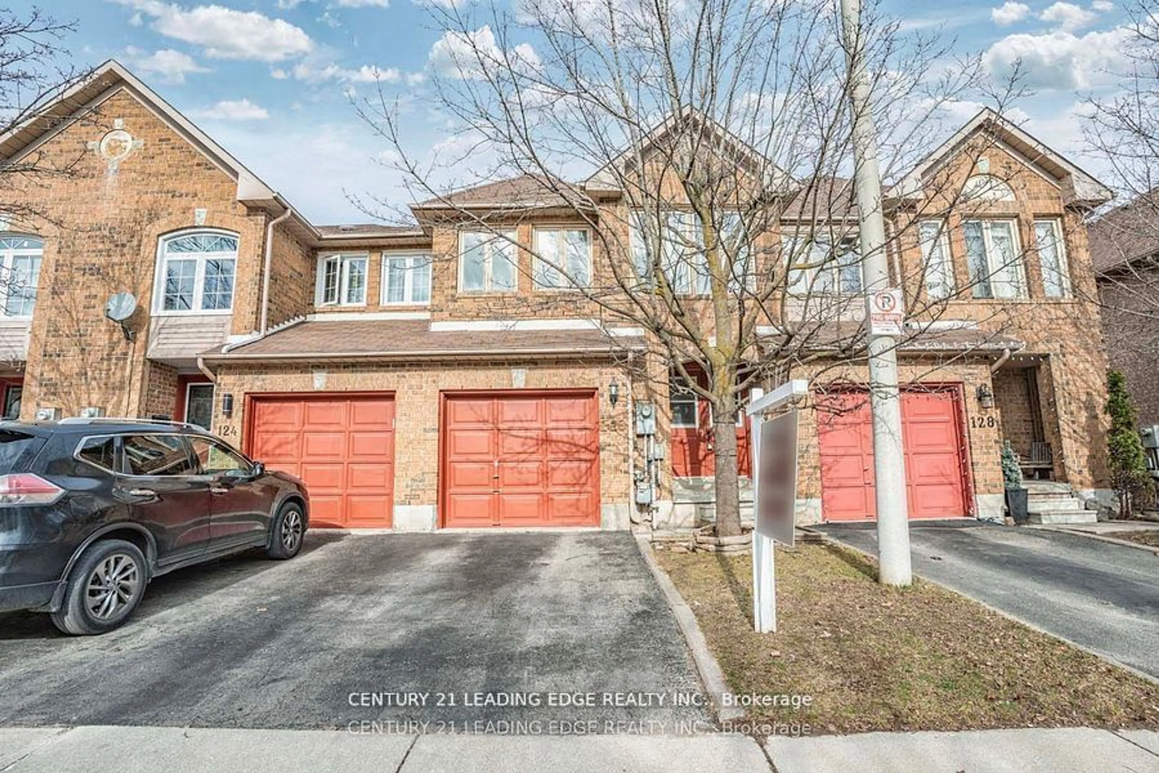 A pic from exterior of the house or condo, the street view for 126 Kenwood Dr #16, Brampton Ontario L6X 4P5