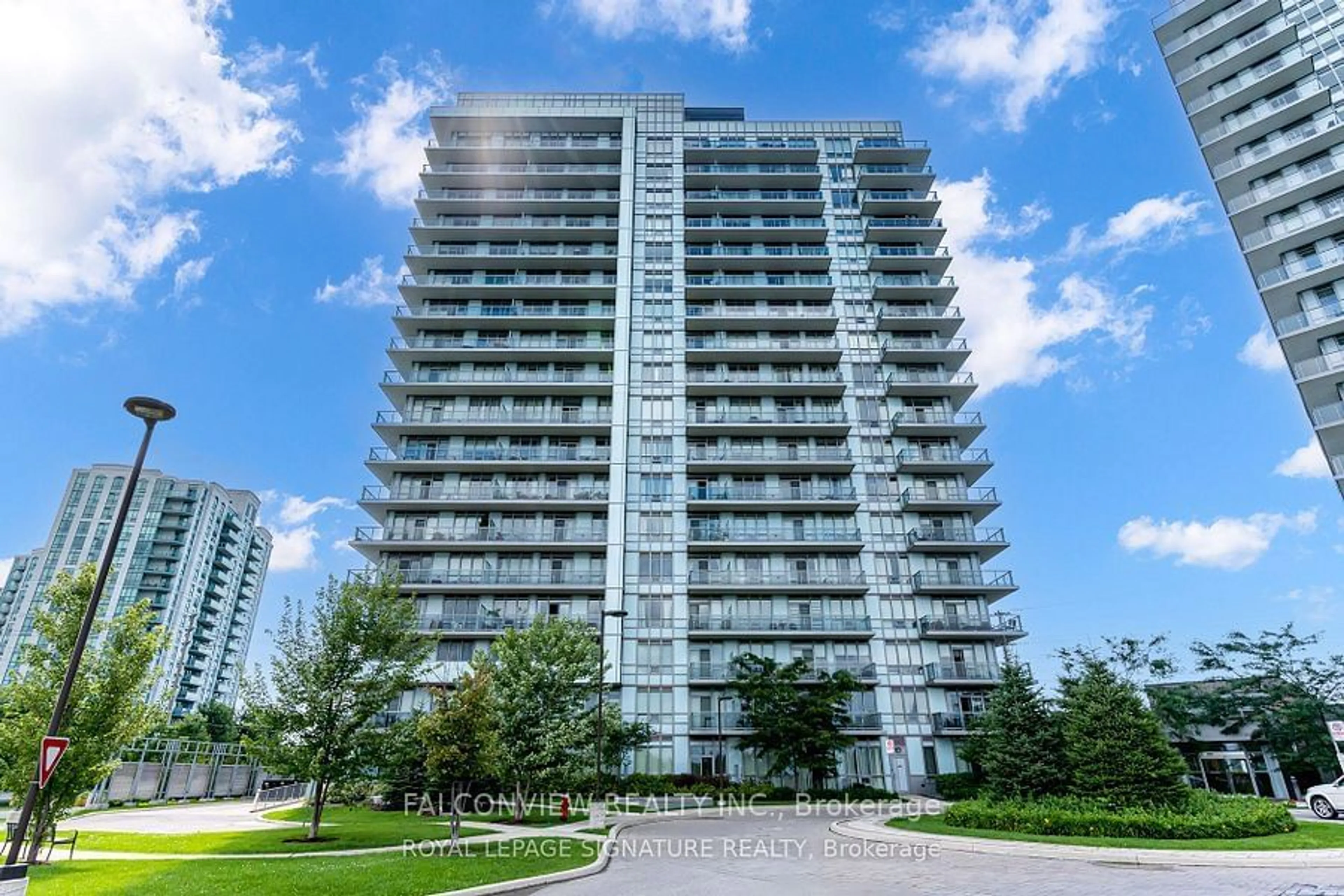 A pic from exterior of the house or condo, the front or back of building for 4633 Glen Erin Dr #PH10, Mississauga Ontario L5M 0Y6