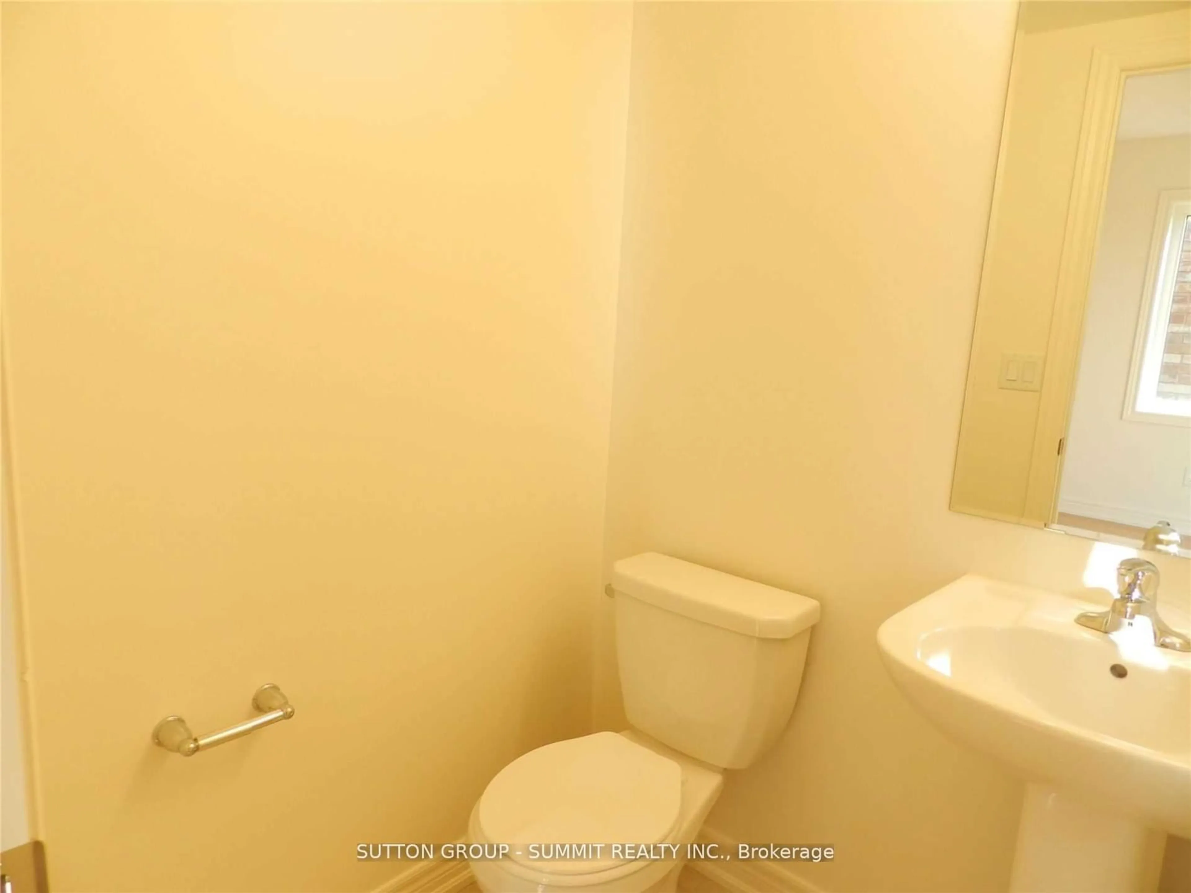 Standard bathroom, not visible floor for 3964 Thomas Alton Blvd, Burlington Ontario L7M 2A4