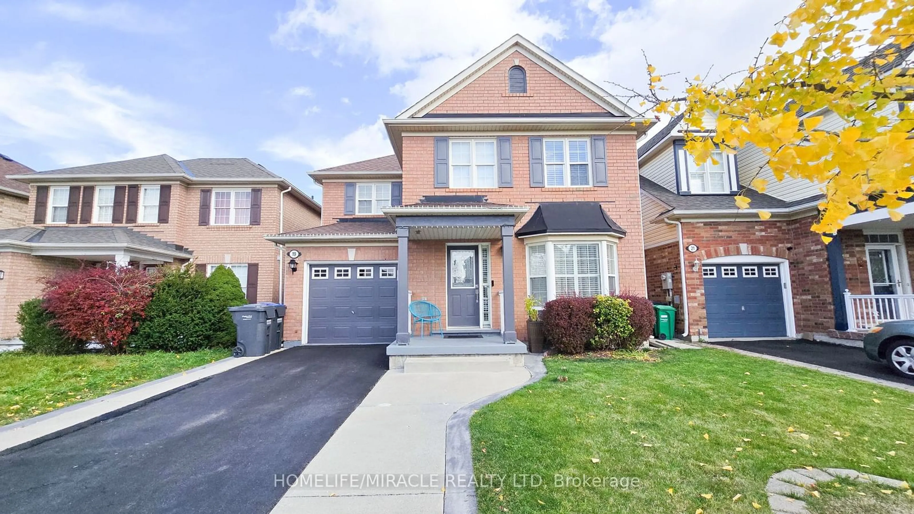 Home with brick exterior material for 19 Fidelity Ave, Brampton Ontario L7A 2S5