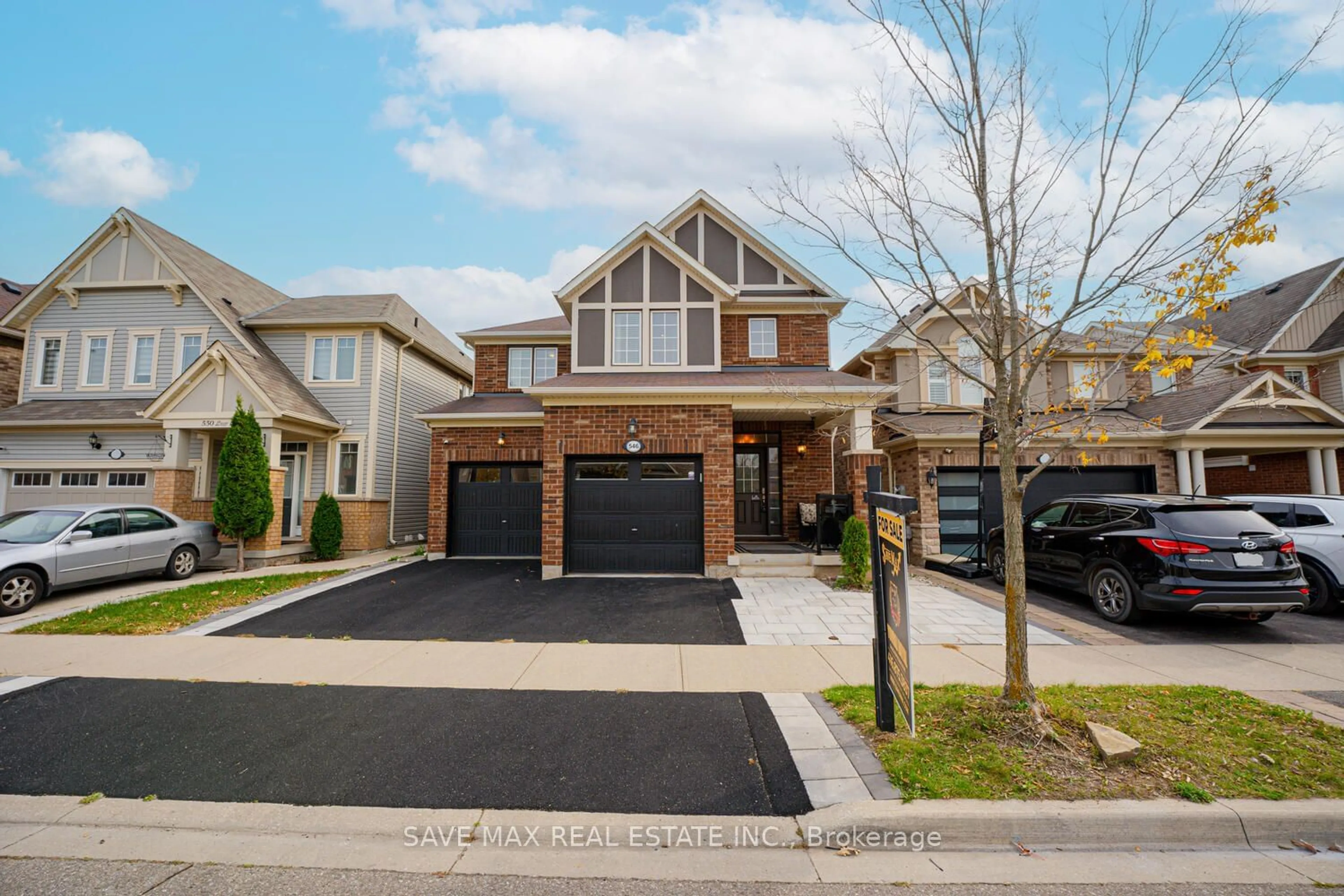 Frontside or backside of a home, the street view for 546 Lear Gate, Milton Ontario L9T 8K1