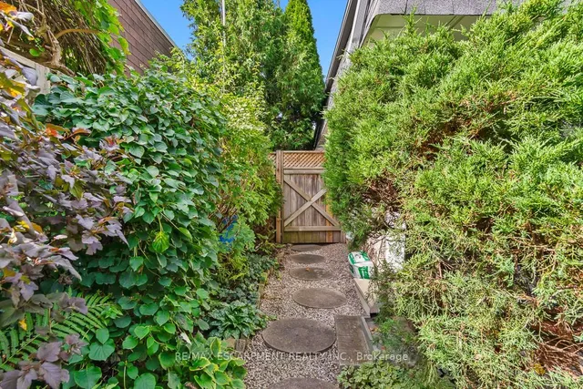 Additional property image - 1180 Falgarwood Dr