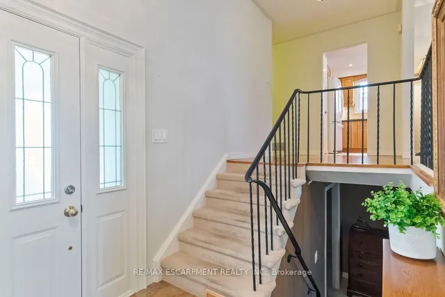 Additional property image - 1180 Falgarwood Dr