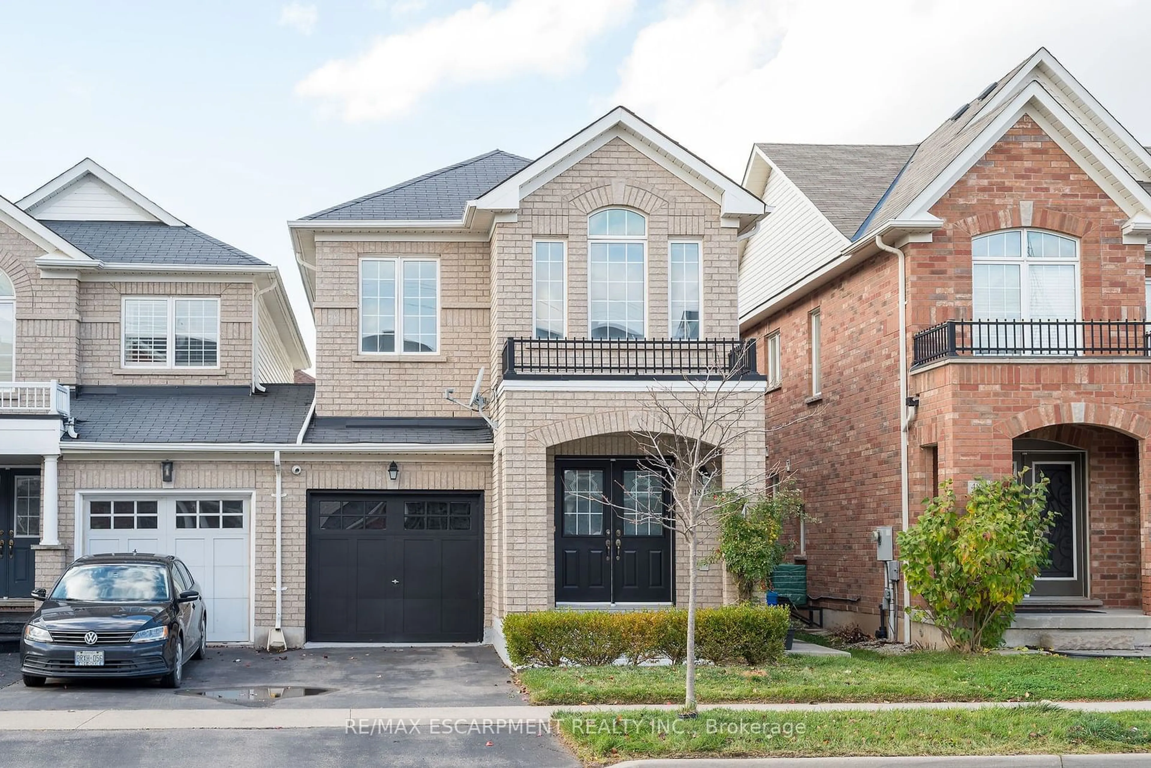 Home with brick exterior material for 4847 VALERA Rd, Burlington Ontario L7M 0H7