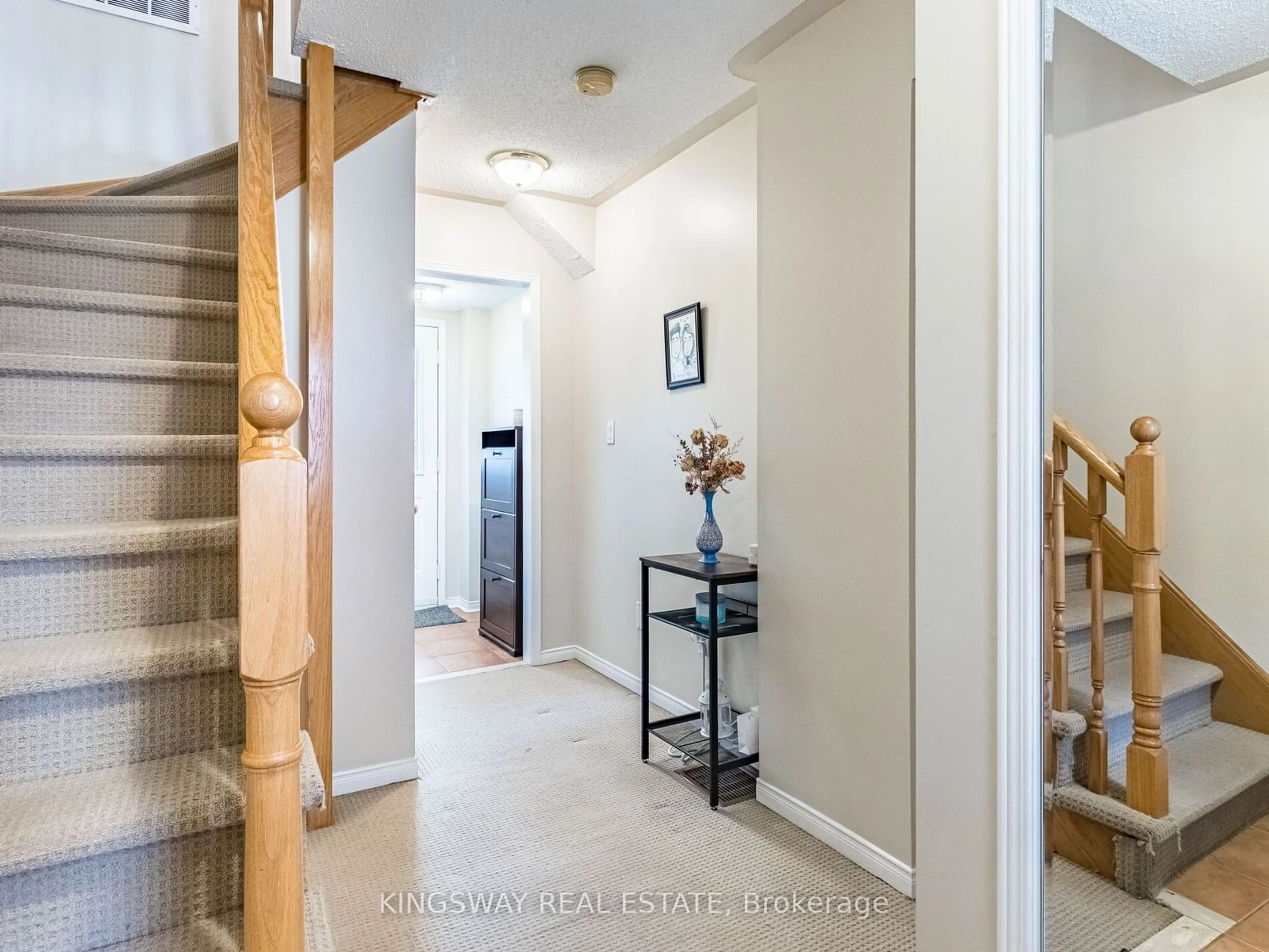 Indoor entryway, wood floors for 619 Evans Ave #20, Toronto Ontario M8W 2W4