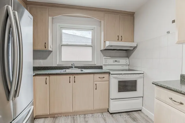 Additional property image - 6 Bonnyview Dr